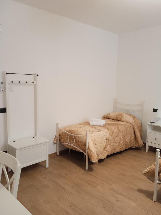 Bed And Breakfast Il Sole -Cinquefrondi Buitenkant foto